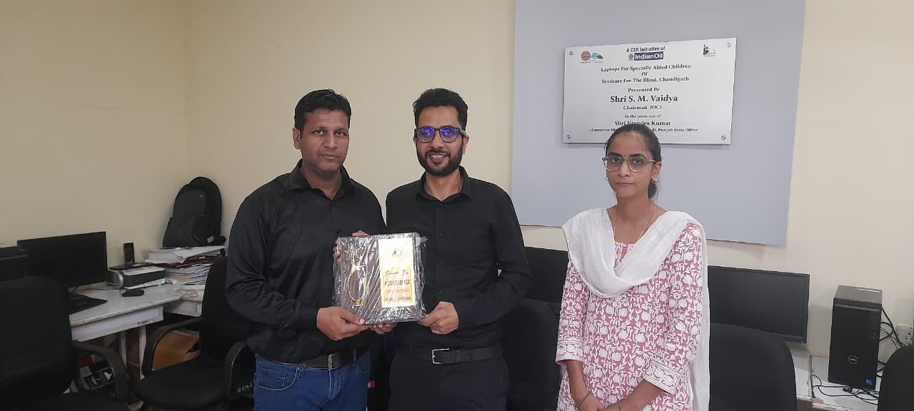 Workshop on "Windows Accessibility for Low Vision"